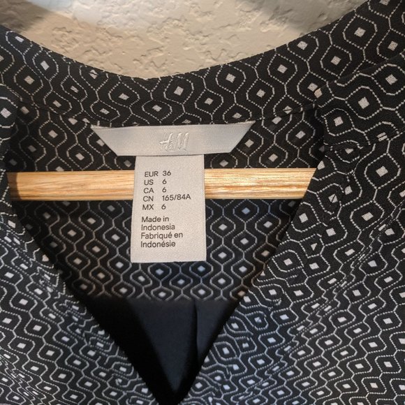 H&M Pleated Polka Dot Dress, Like New! 6 - Picture 3 of 7